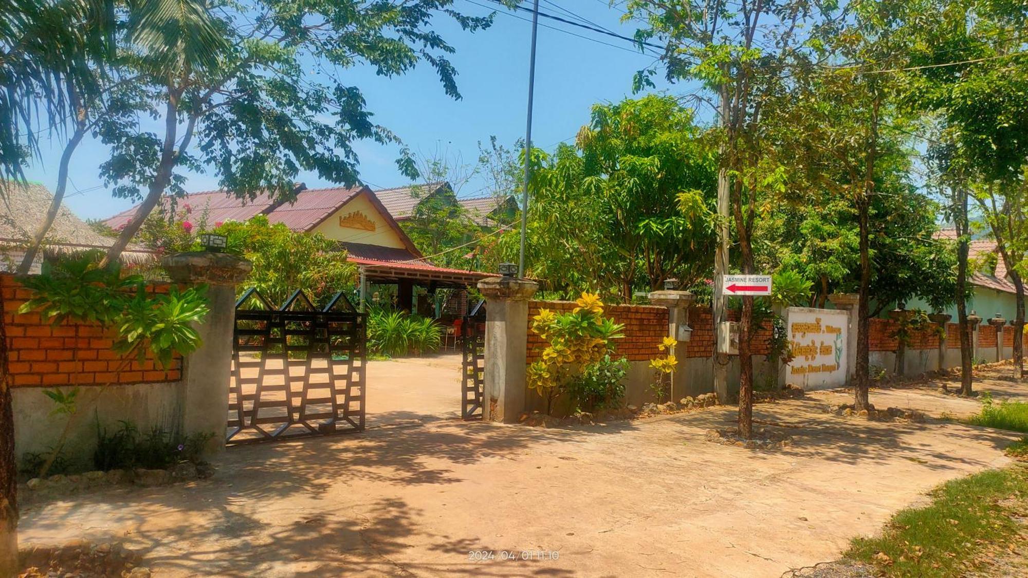 Mabuhay Guesthouse Kampot Buitenkant foto