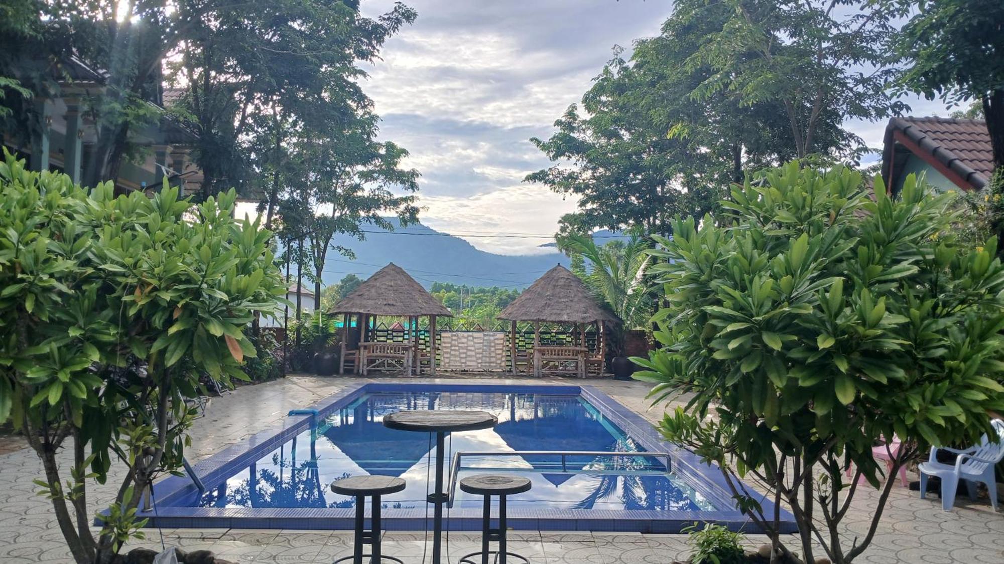 Mabuhay Guesthouse Kampot Buitenkant foto